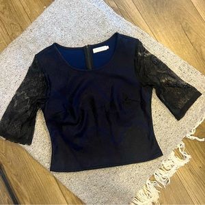 Solitaire dark blue 3/4 sleeve shirt with black lace overlay Size M